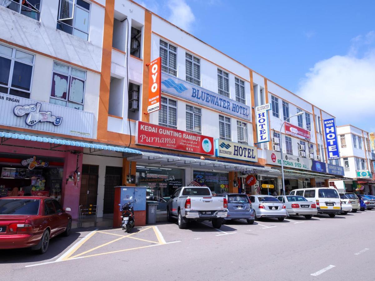 Oyo 89763 Bluewater Hotel Mersing Buitenkant foto